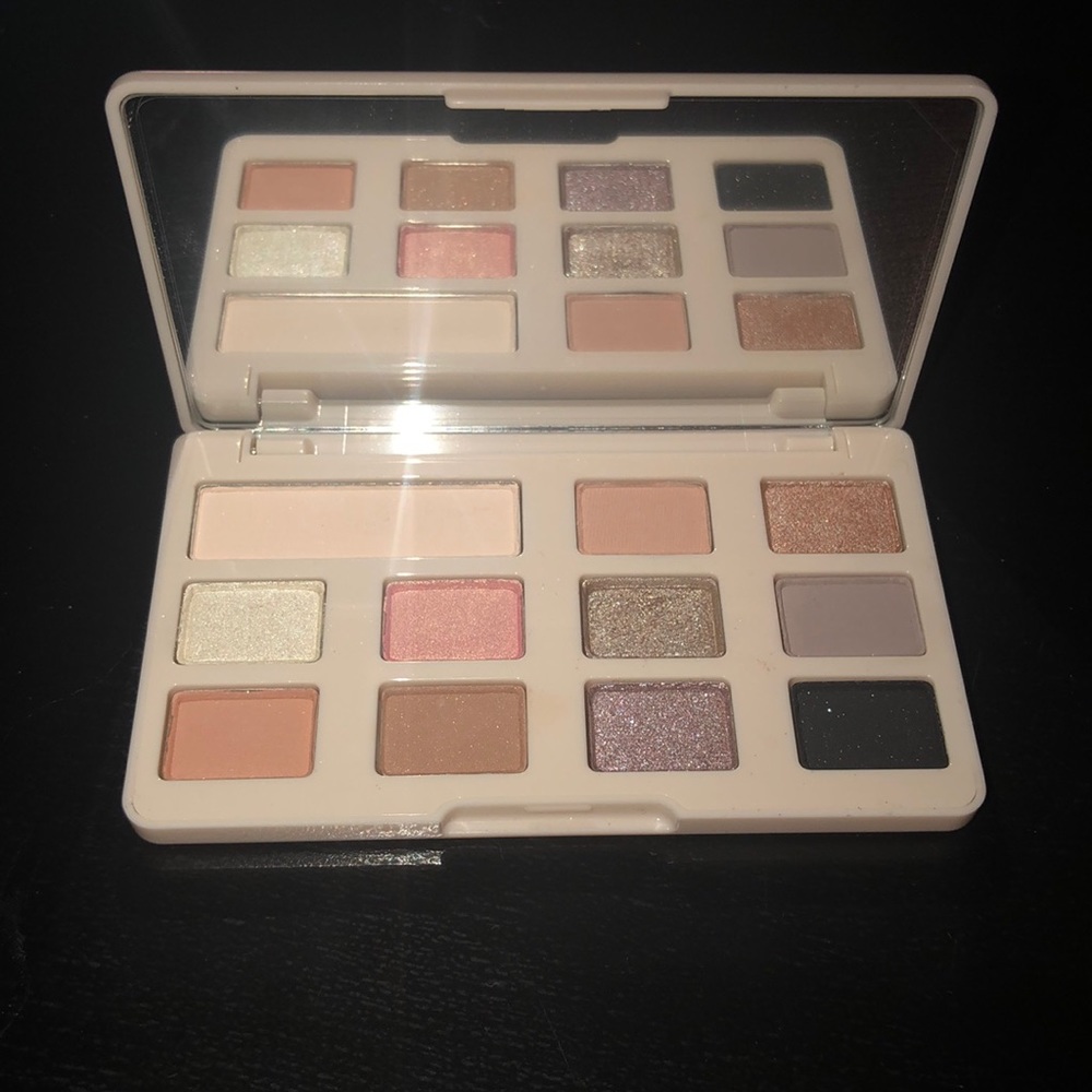 Too Faced White Chocolate Chip Palette